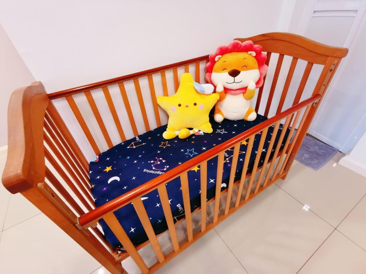 Legoland -Happy Starlight Suite-2B2R, 8Pax -Lakeview 누사자야 외부 사진